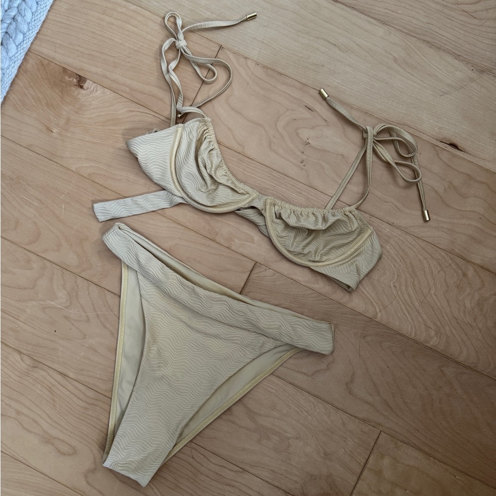 Monday Swimwear 2 Piece Swimsuit Bikini Set Sz S